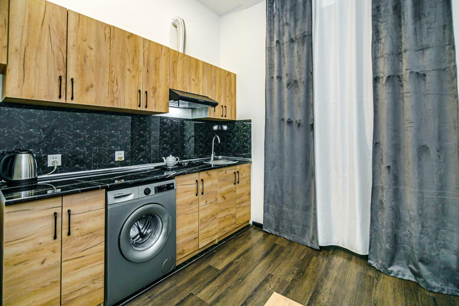 M Estate. 2 Room Home In Targovu Baku Exterior photo
